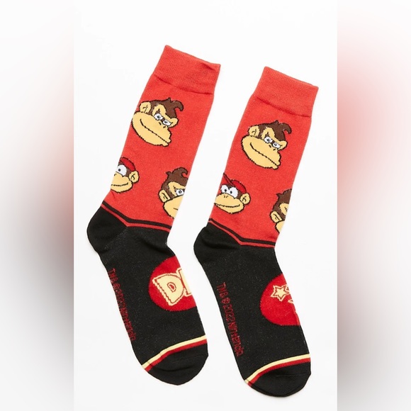Donkey Kong Printed Crew Socks - Picture 2 of 4